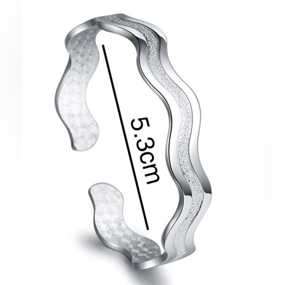 ❌SOLD❌ Plated .925 Sterling Silver Ripple Wave Bracelet Cuff Bangle - Picture 6 of 6